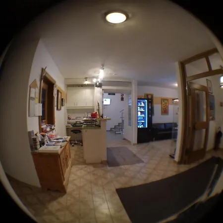 Glungezer לינה וארוחת בוקר