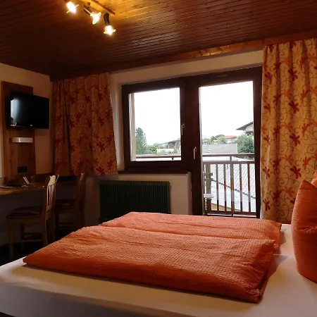 فندق مبيت وإفطار Glungezer