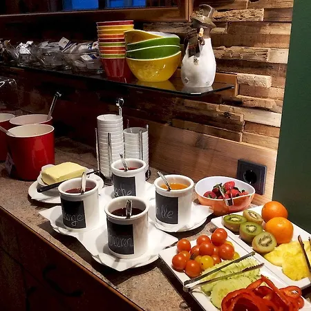 Glungezer فندق مبيت وإفطار 3*