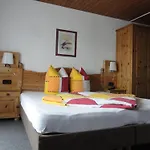 Glungezer Bed & Breakfast Tulfes