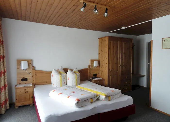 Alojamento de Acomodação e Pequeno-almoço Glungezer